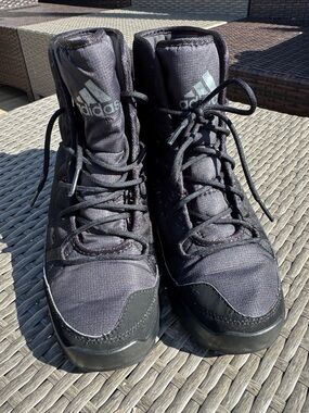 Adidas Winter Boots Black – Like New – Traxion Sole US 7